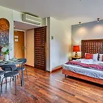 Apartment Lola