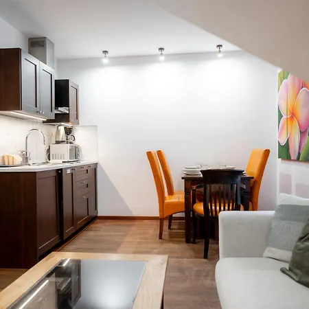 Apartment Lola *