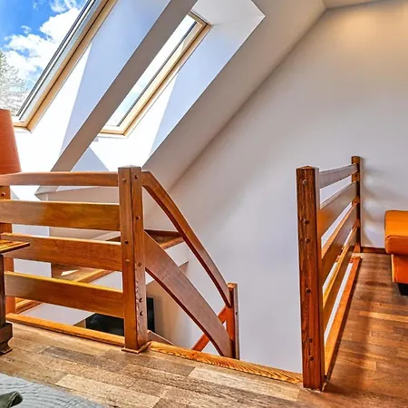 Lola Apartament