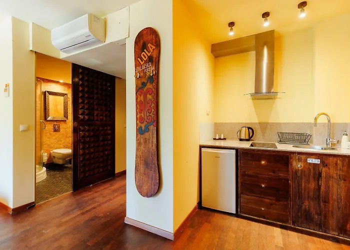 Lola Апартаменты *