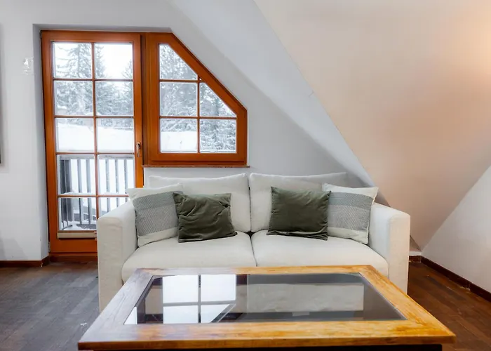 Lola Шклярска-Поремба