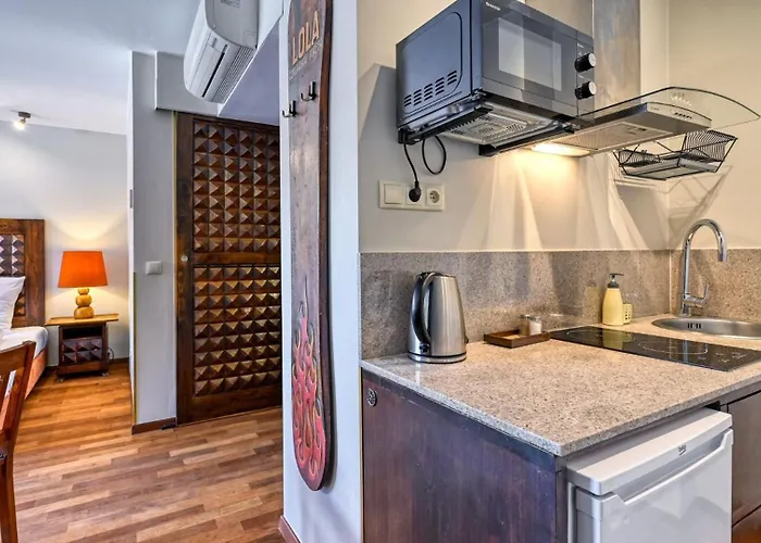 Lola Шклярска-Поремба