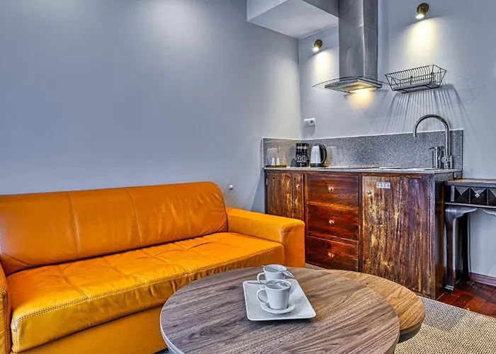 Lola * Шклярска-Поремба