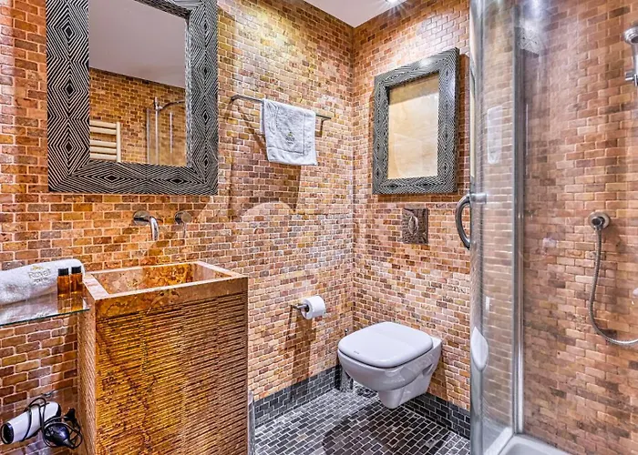 Lola * Шклярска-Поремба