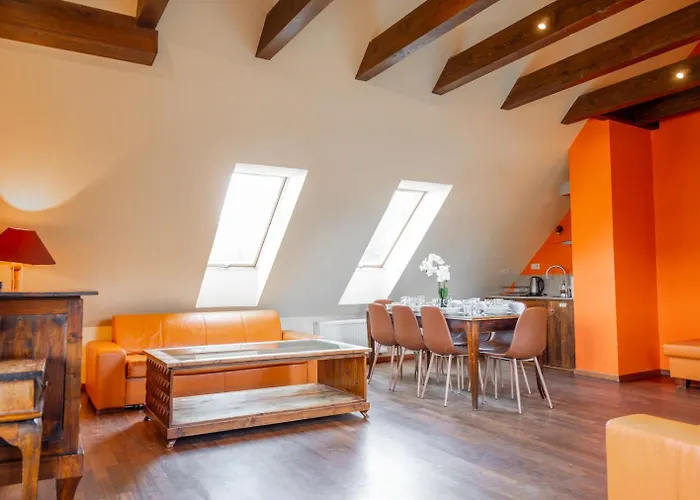 Lola Апартаменты *