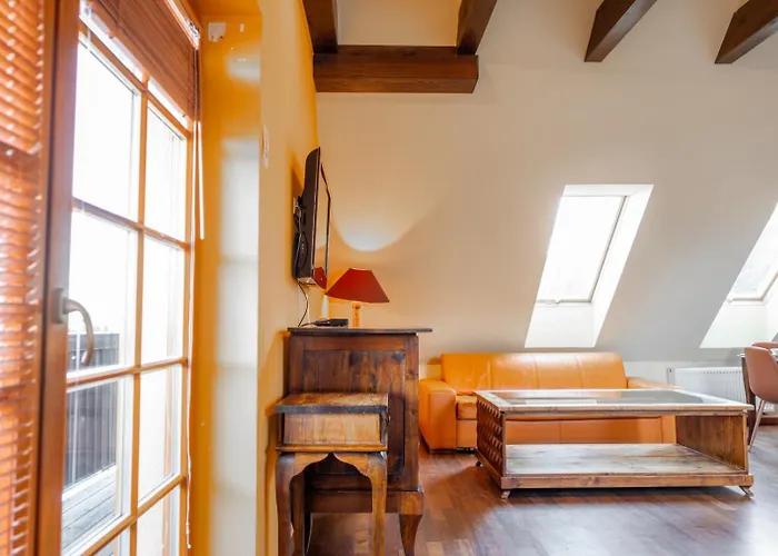 Lola Апартаменты *