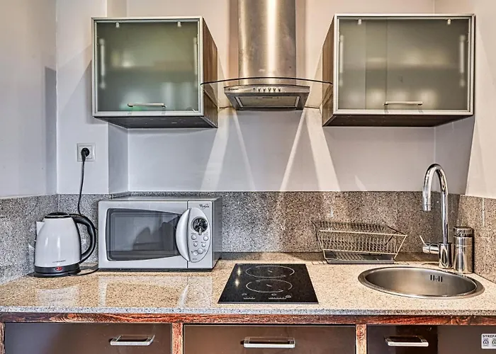 Lola Апартаменты *