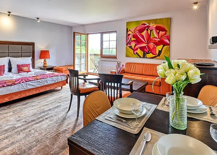 Lola Апартаменты *